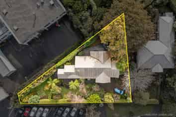 4 Riddell Road, Glendowie