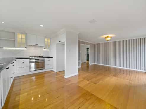 31 Weybridge Crescent, Glen Innes