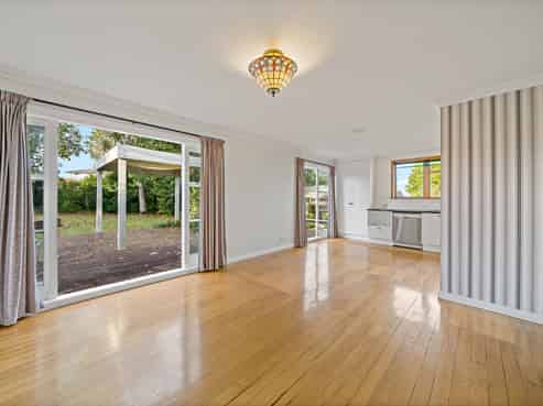 31 Weybridge Crescent, Glen Innes