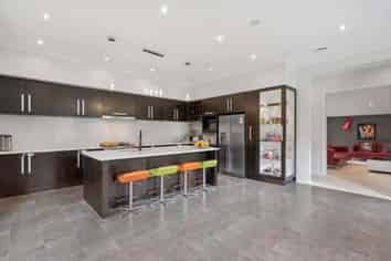 41 Packspur Drive, Flat Bush