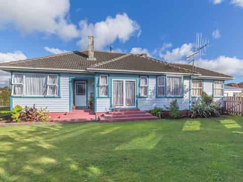 7 Winchester Street, Levin