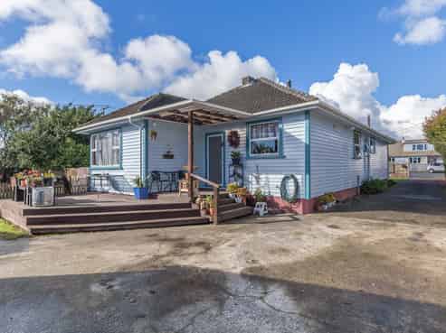 7 Winchester Street, Levin