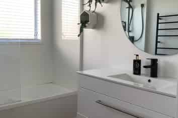 9a Edison Place, Saint Heliers