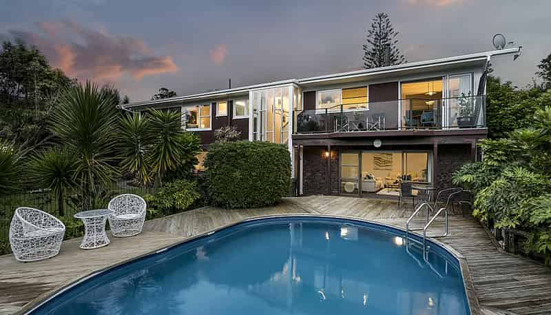 71 Daffodil Street, Titirangi