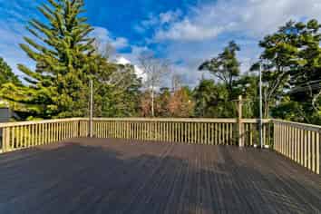 1 Sunnyview Road, Greenhithe