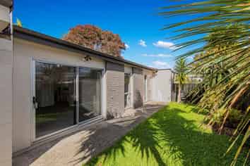 157/3 Kamo Road, Kensington