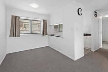 157/3 Kamo Road, Kensington