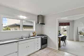 2 Rex Street, Miramar