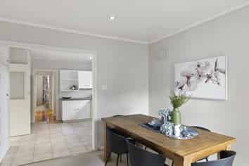 2 Rex Street, Miramar