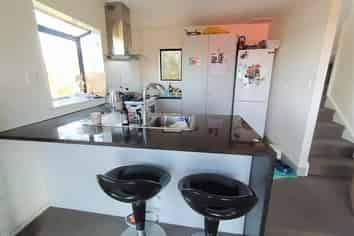 A/20 Cassandra Grove, Totara Vale