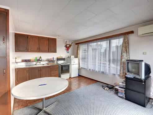 124 Main South Road, Green Island