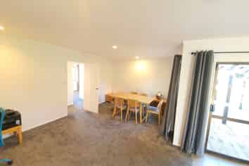 129 Walter Strevens Drive, Conifer Grove