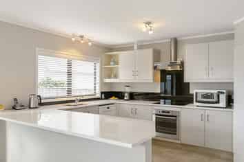 2/61 Amaru Road, One Tree Hill