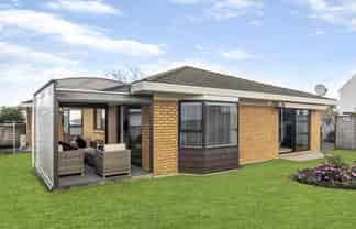 2/61 Amaru Road, One Tree Hill