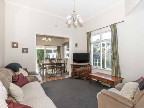 140 Fox Street, Whataupoko