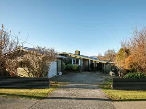 134 Lagoon Avenue, Wanaka