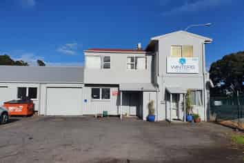 Highway Presence For Lease