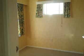 16 Karamea Crescent, Kelvin Grove