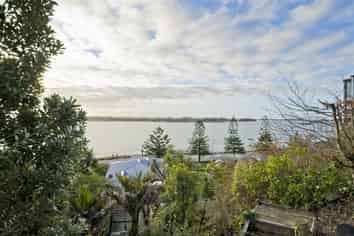 24 The Brae, Mount Pleasant