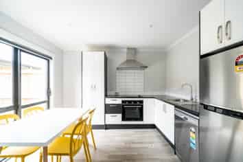 5b/2 Littler Place, Hillcrest