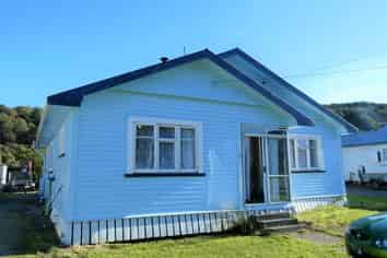 48 Oxford Street, Greymouth Surrounds