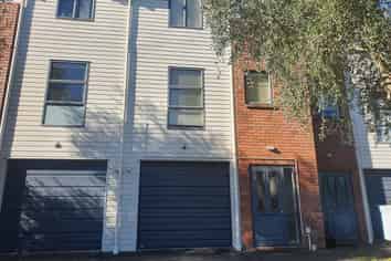 36 Verdale Circle, Glen Eden