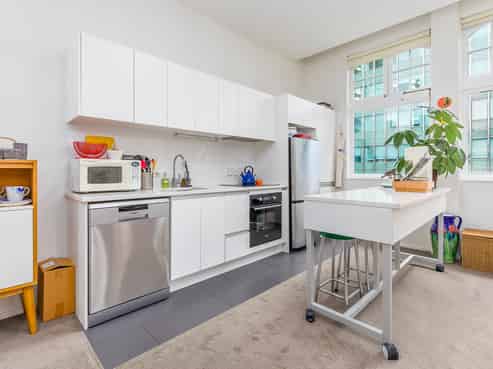 5J/6 Victoria Street East, Auckland Central