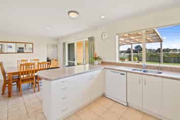 45 Longford Park Drive, Takanini