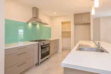 53 Liberty Crescent, Beachlands