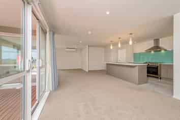 53 Liberty Crescent, Beachlands