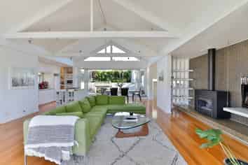 10 New Street, Saint Marys Bay