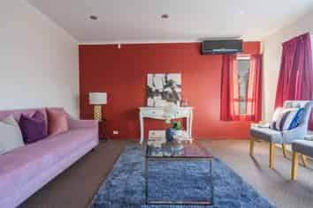 2/69 Stamford Park Rd, Mount Roskill