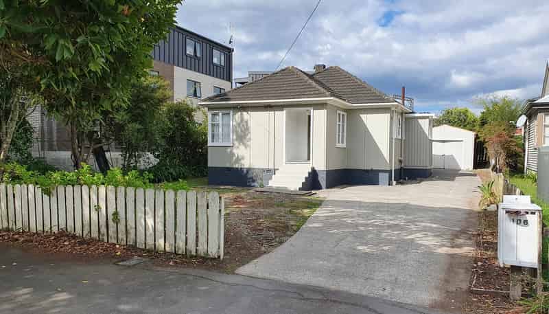 106 St Georges Road, Avondale