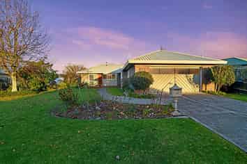 108 College Place, Poike