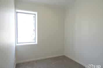 1/2 Warrant Officer Lane, Hobsonville