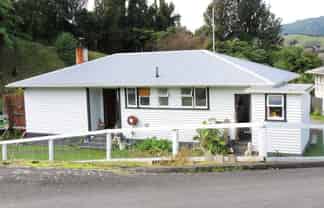 20 Western Extension, 