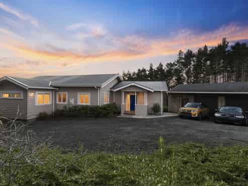 a/408 Paremoremo Road, Paremoremo