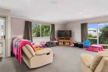 7 Kaka Street, Western Heights