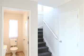 21 Thomas Road, Flat Bush