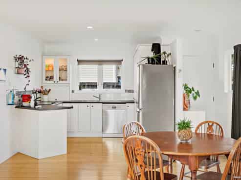 22 Strid Road, Te Atatu South