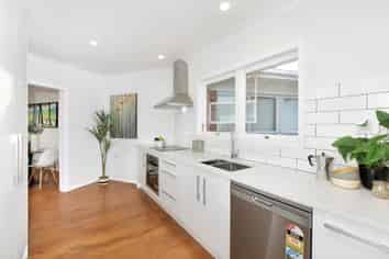 3/19 Lake Pupuke Drive, Takapuna