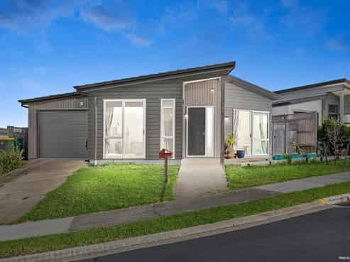 7 Barcliff Terrace, Gulf Harbour