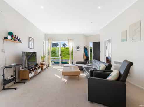 7 Barcliff Terrace, Gulf Harbour