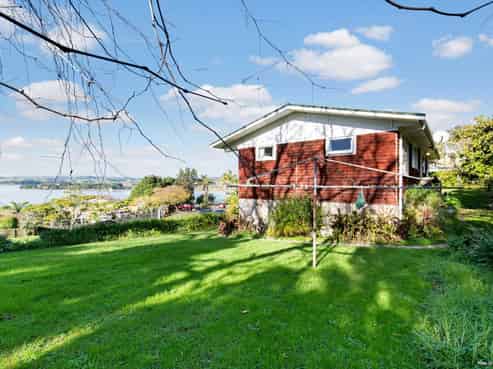 198 Sandspit Road, Cockle Bay