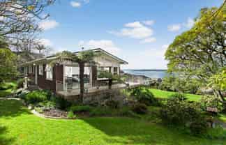 198 Sandspit Road, Cockle Bay