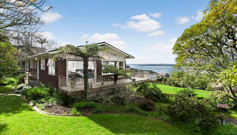 198 Sandspit Road, Cockle Bay