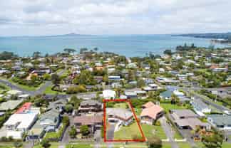 39 Toroa Street, Torbay