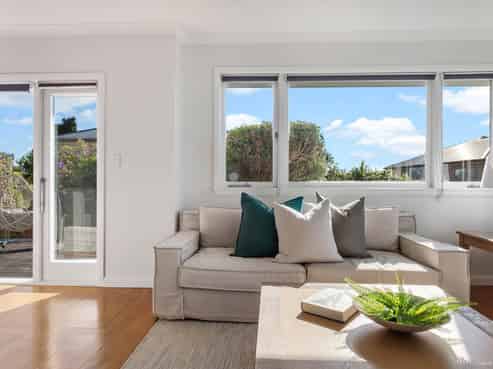 30B Batkin Road, New Windsor