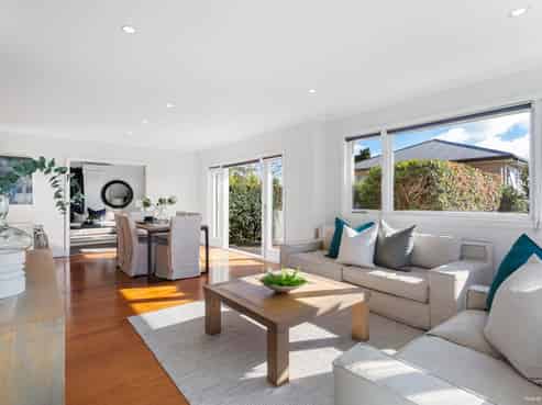 30B Batkin Road, New Windsor