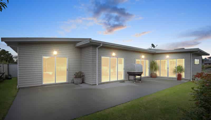 27 Pompallier Estate Drive, 